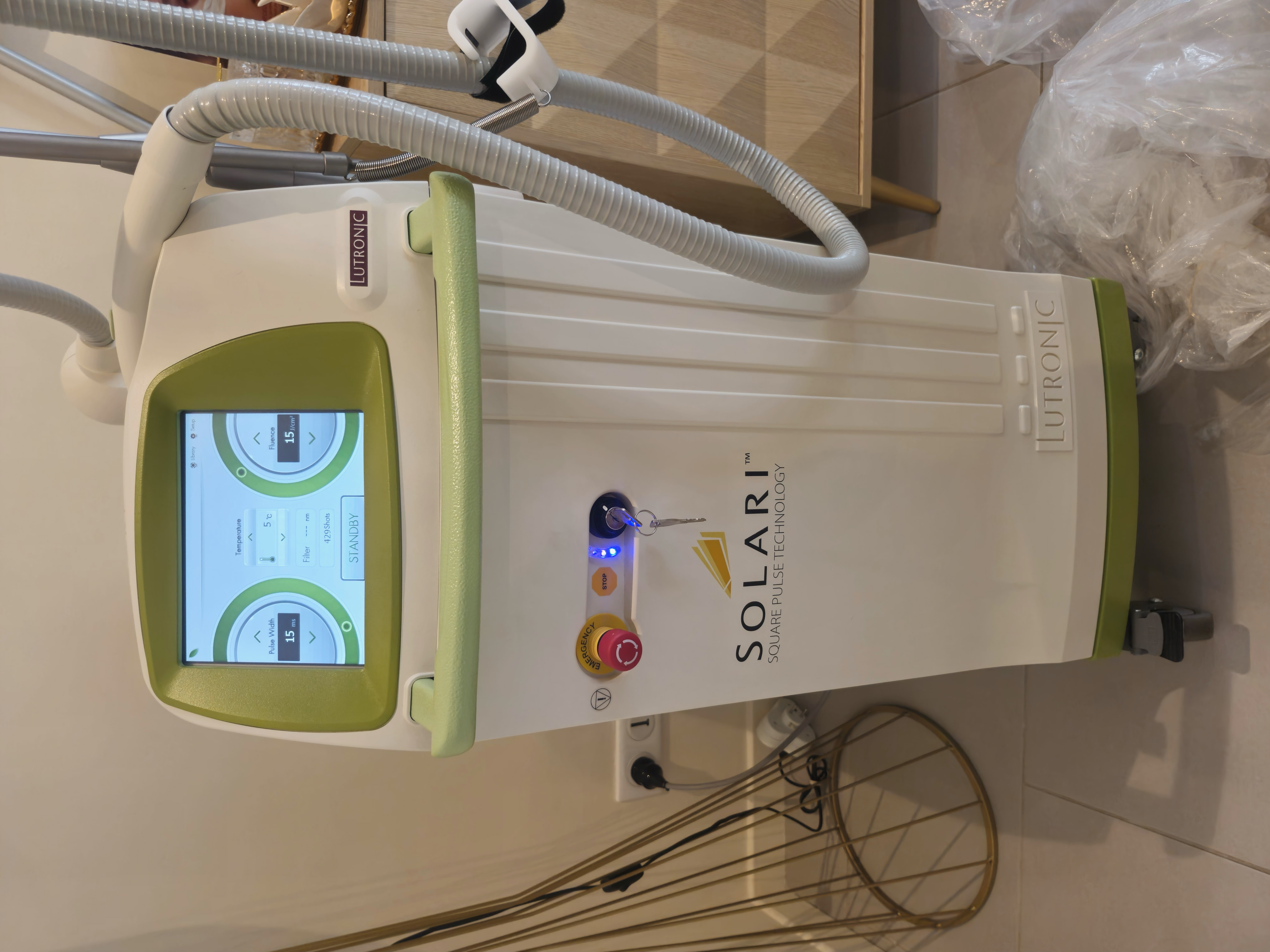 Lutronic Solari
